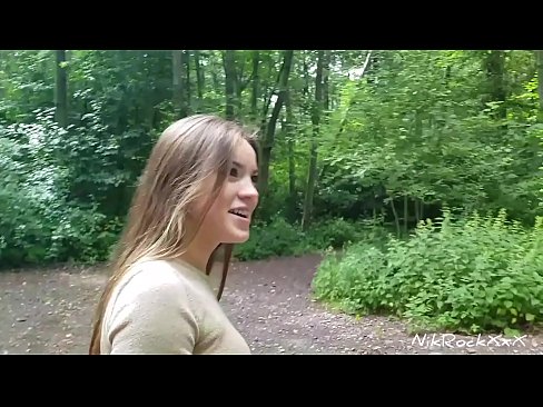 ❤️ Evelina'ya halka açık bir yerde sevişmemizi önerdim! O evet dedi. Sonra onu kıçından becerdim ve ağzına cum. Sonra kendine kızdı. ❤❌ Seks videosu bizde ️❤