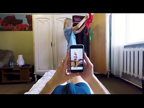❤️ Üvey kızkardeş, anne eve gelmeden önce kardeşi boşalmak yaptı ❤❌ Seks videosu bizde ️❤